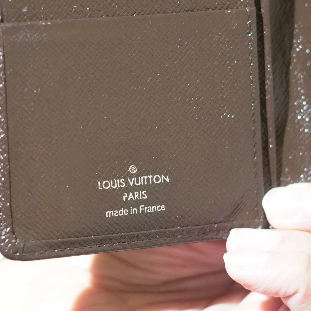 Louis Vuitton Taiga Brown Long Slim Wallet Made in France Refurbished Gifts